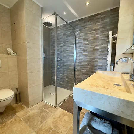 Les Flots Scls - Wifi, Clim, Parking, Piscine Lägenhet